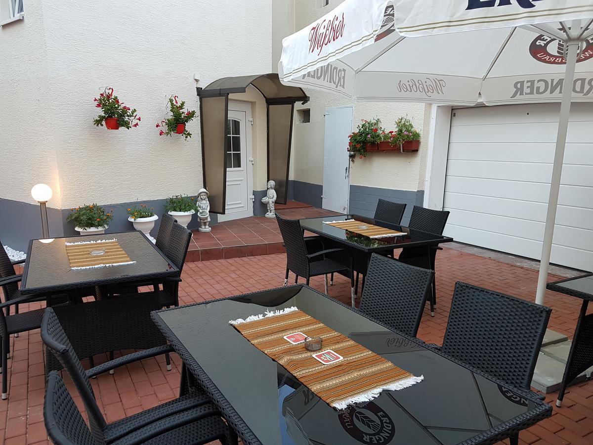 Hotel Restaurant Rhodos Elsterwerda Extérieur photo